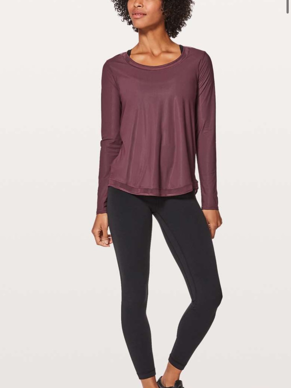 Lululemon Mix & Mesh Long Sleeve Open Back Top in Redwood